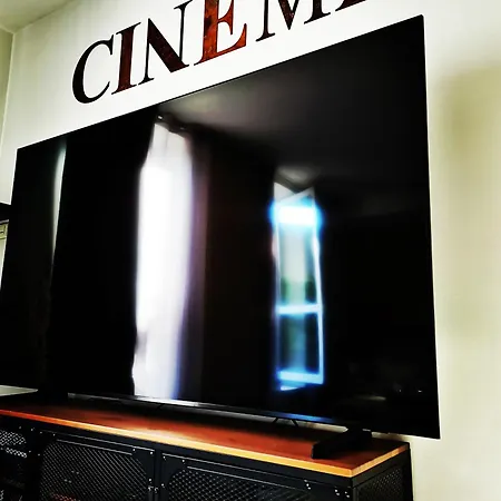 Proche De Nancy Centre, Appart Cinema Renove Avec Parking Gratuit Esterno foto
