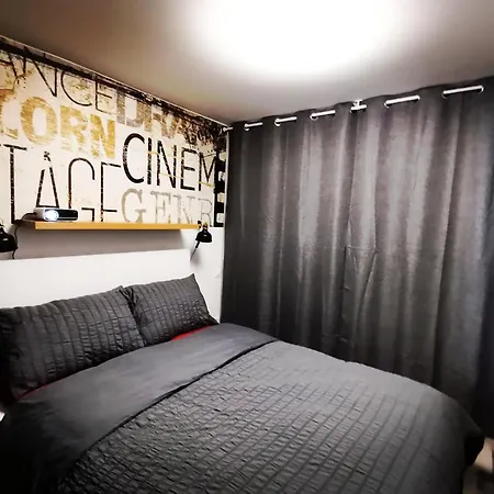 Proche De Nancy Centre, Appart Cinema Renove Avec Parking Gratuit Esterno foto