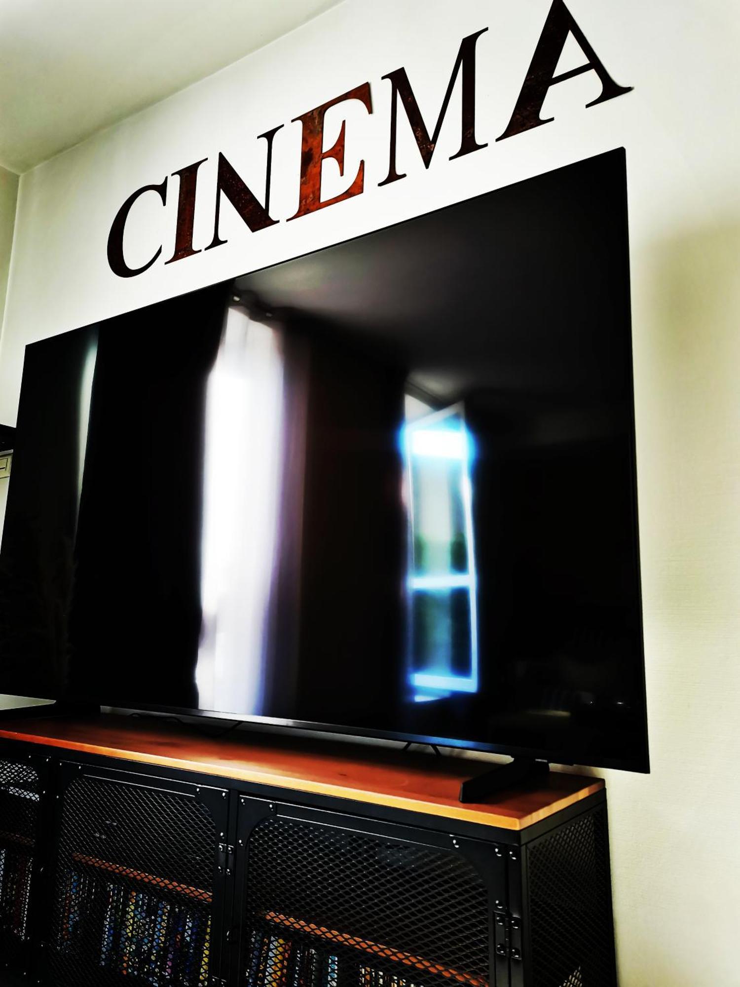 Proche De Centre, Cinema Renove Avec Parking Gratuit *