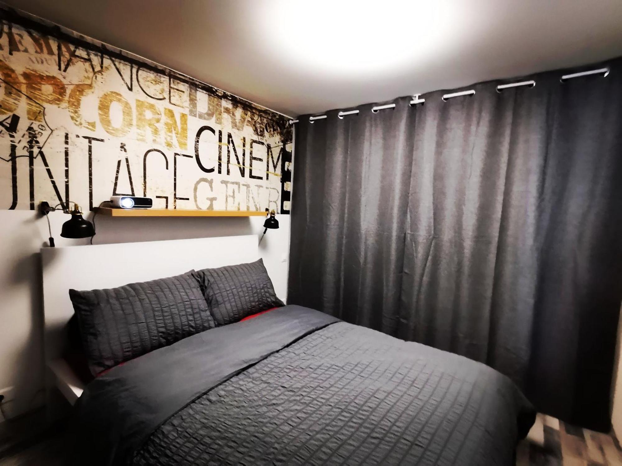 Proche De Centre, Cinema Renove Avec Parking Gratuit Nancy